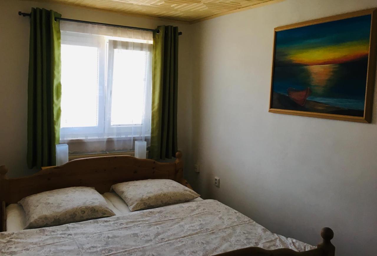 Ubytovani U Ropaku Horni Slavkov Bagian luar foto